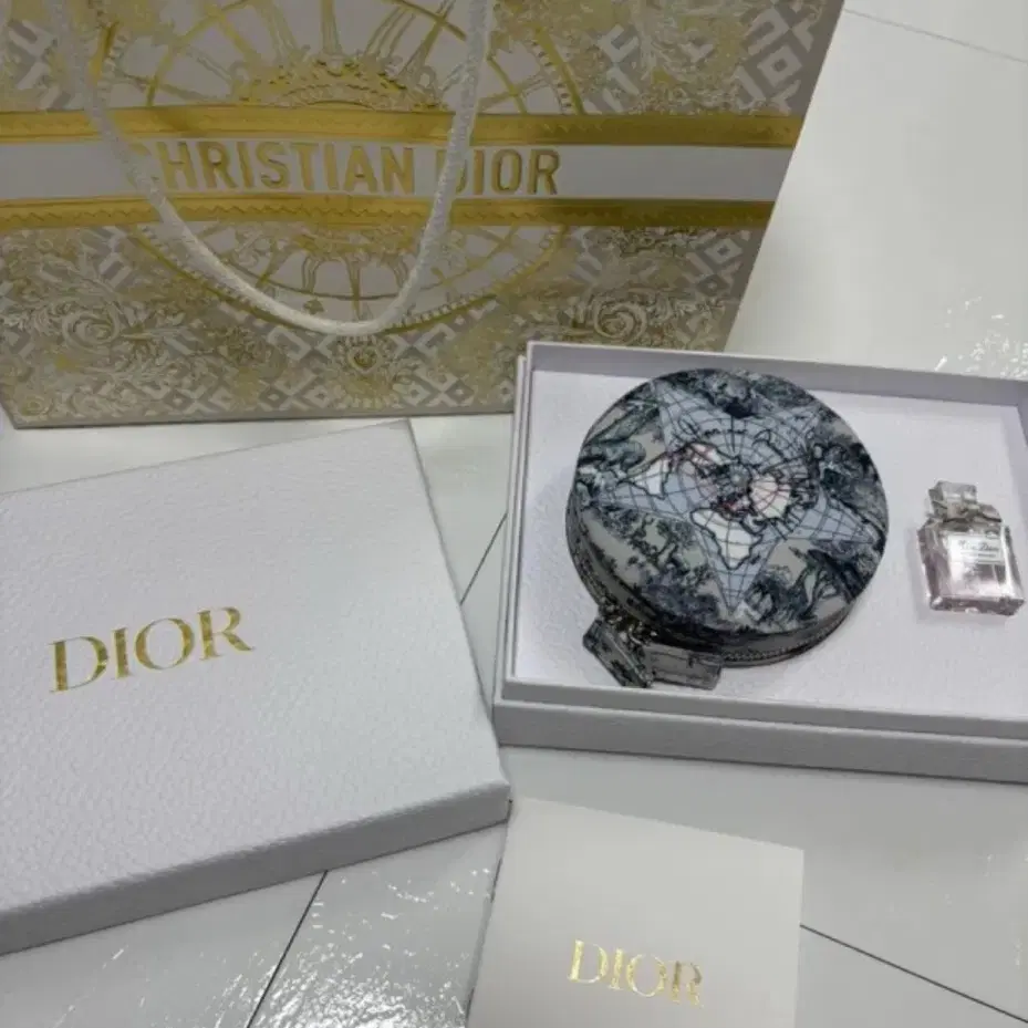 Dior 뷰티 쥬얼리박스 악세사리 보관함