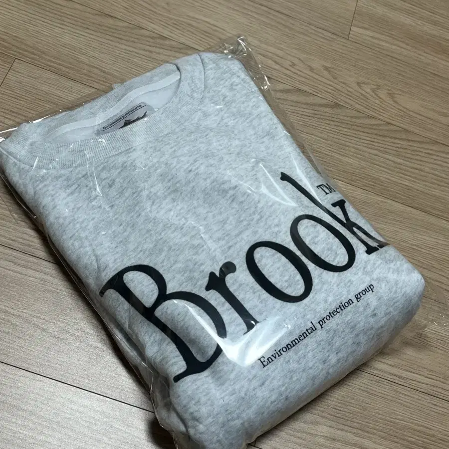 [L] brook 브룩 로고 스웻 24aw