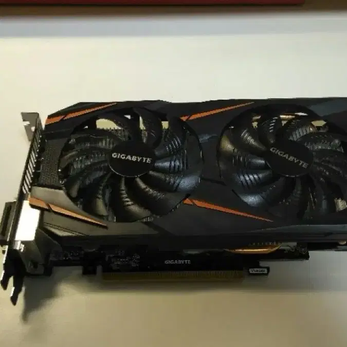 라이젠 2600 gtx1060 램 16gb 본체