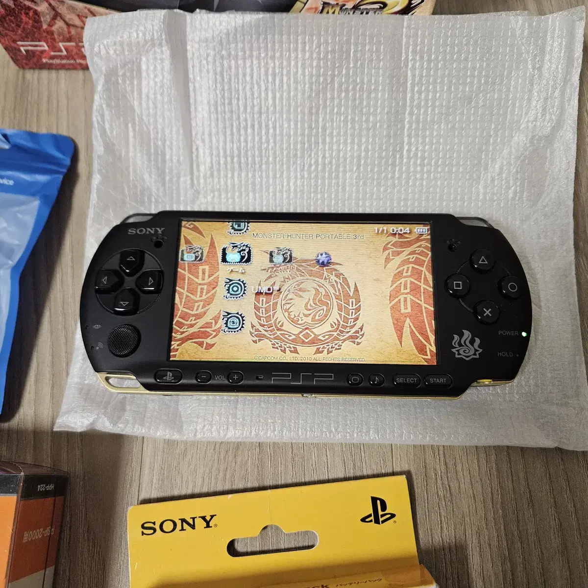 PSP 3000번대 mhb-3000 몬스터헌터에디션 일판박스셋 판매합니다