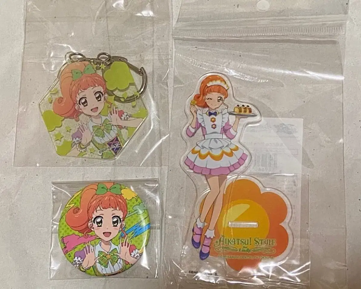 [Half-priced Delivery] Aikatsu Coconet i.m.star Baron acrylic Stand, Can Badge, Key Holder