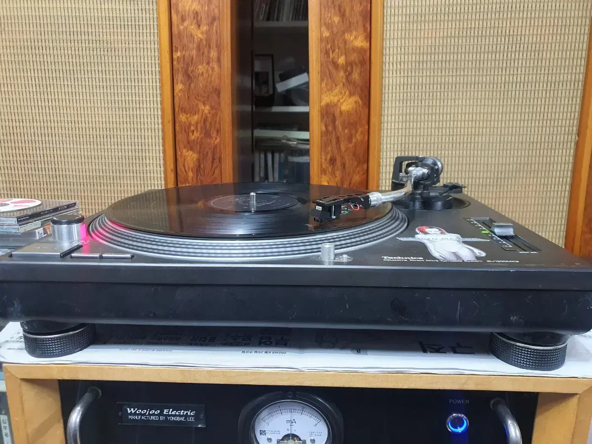 Technics SL-1200MK3 턴테이블