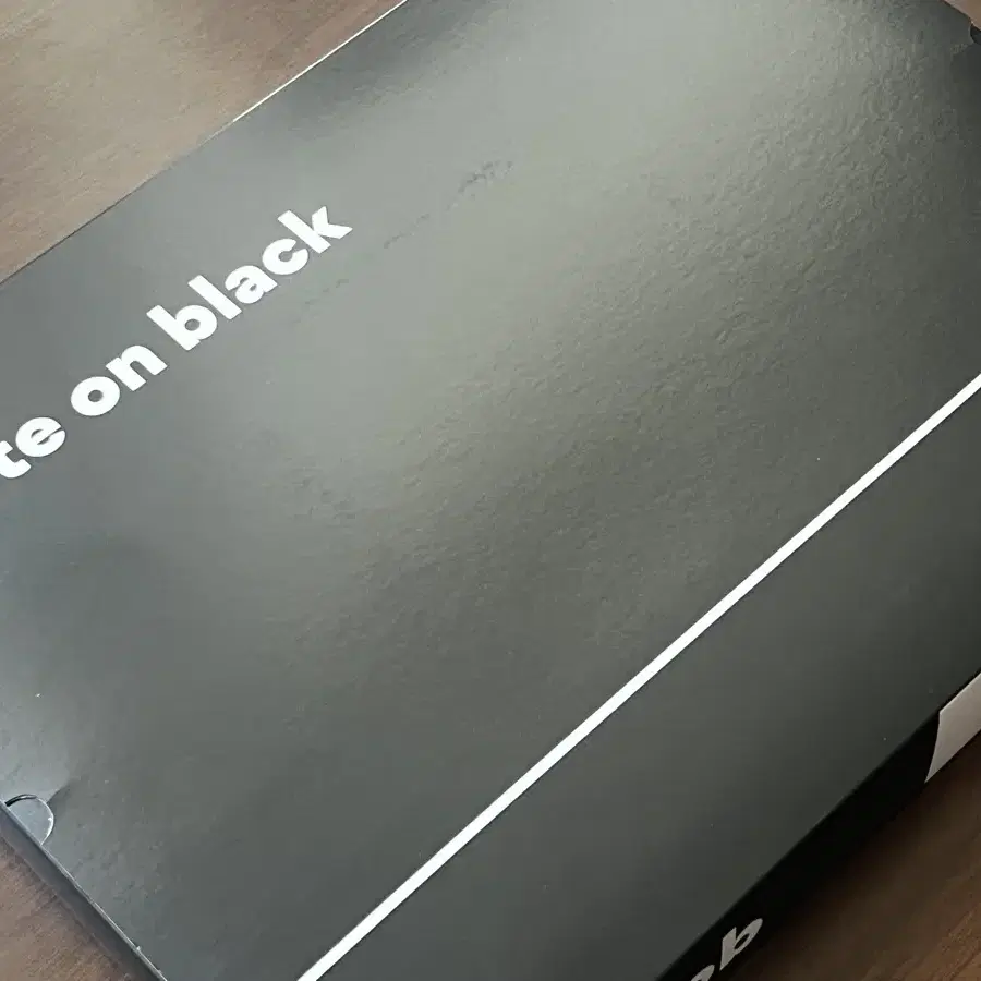 GMK WOB(White on Black) 베이스 키캡