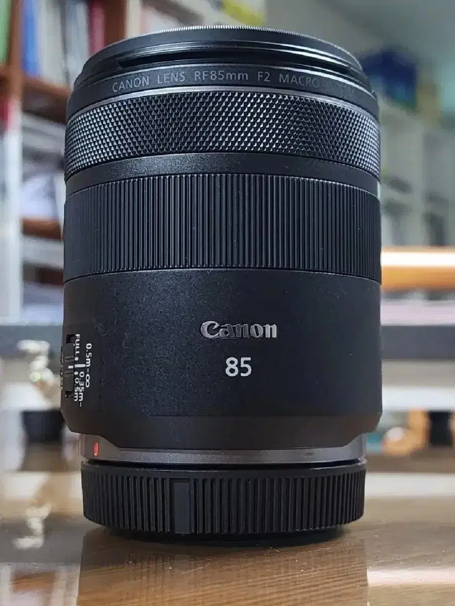 (민트급)캐논 RF85mm F2 MACRO IS STM 망원 단렌즈