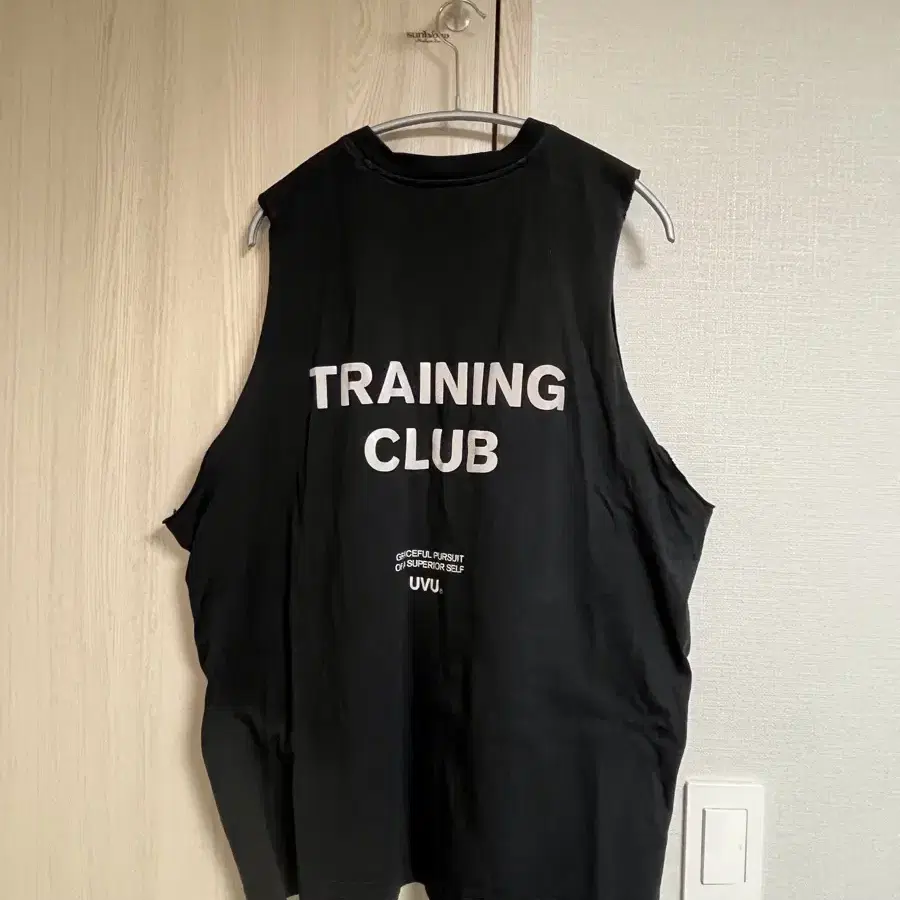 UVU TRAINING CLUB CUT-OFF(M) reflective