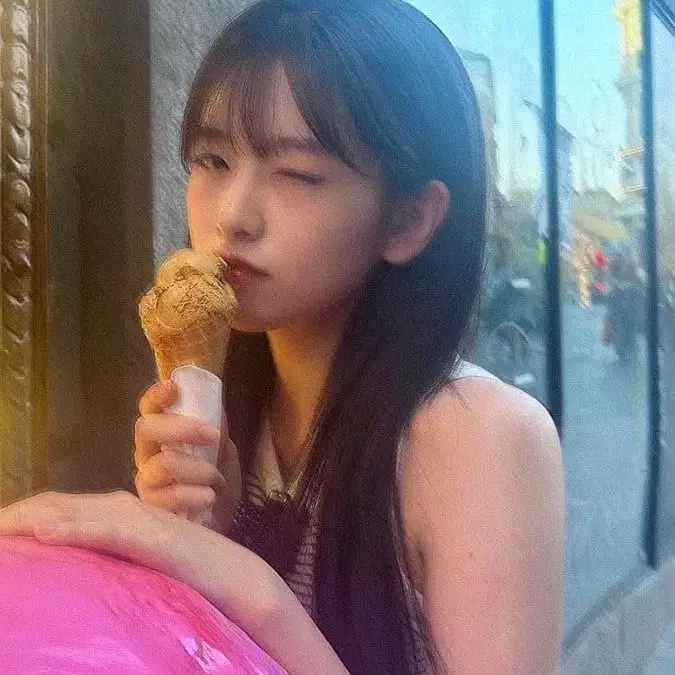 아이브 안유진 포카 양도받아요