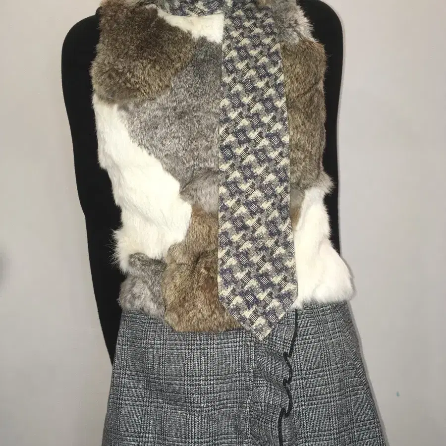 Jpn vintage fur knit vest