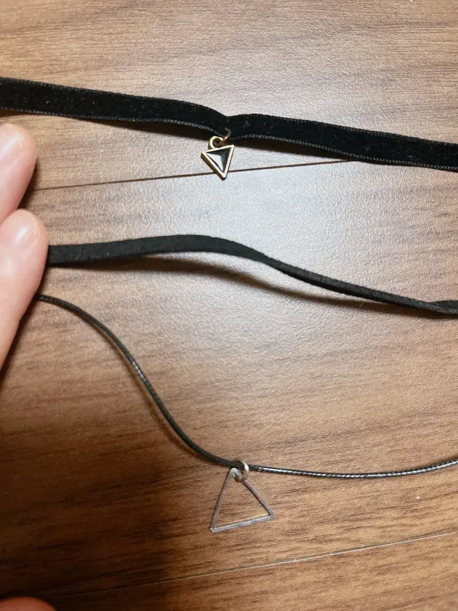 Triangle choker Necklace 2 pcs.