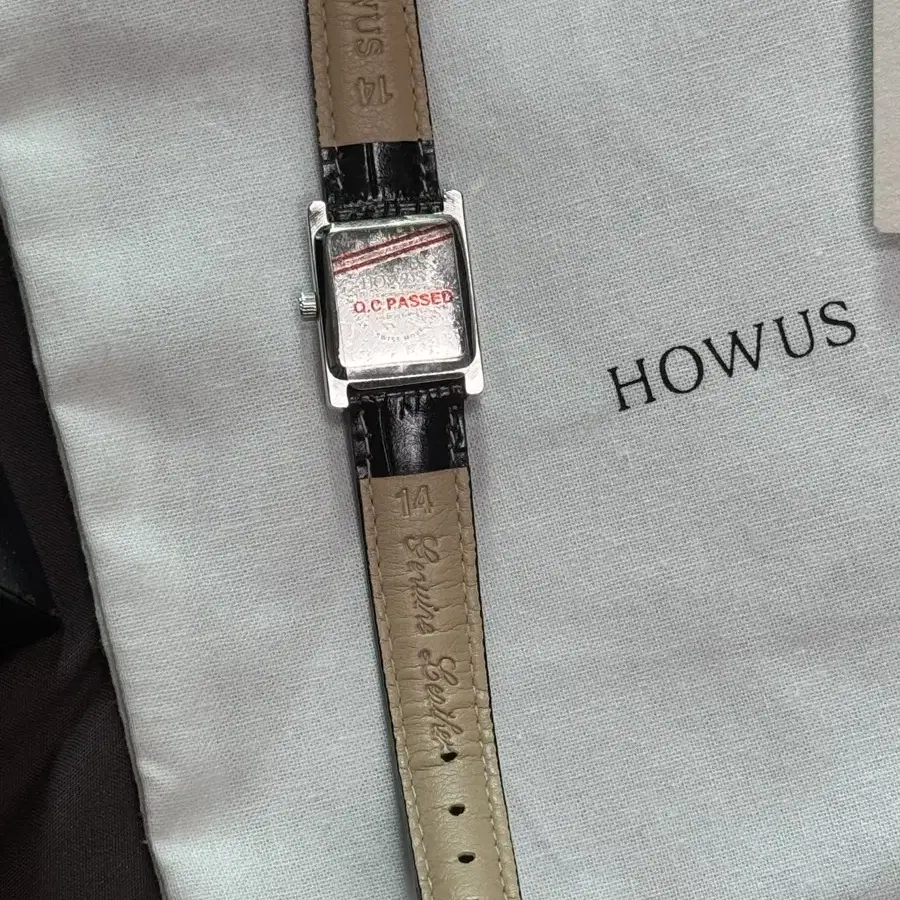 호와스 square classic watch (black)