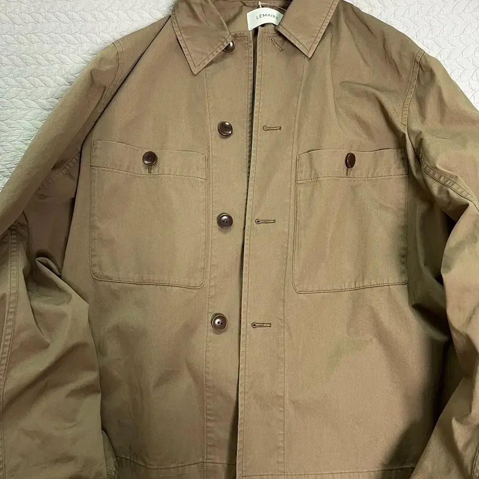 [M] 르메르 24ss 밀리터리 오버셔츠 cub brown