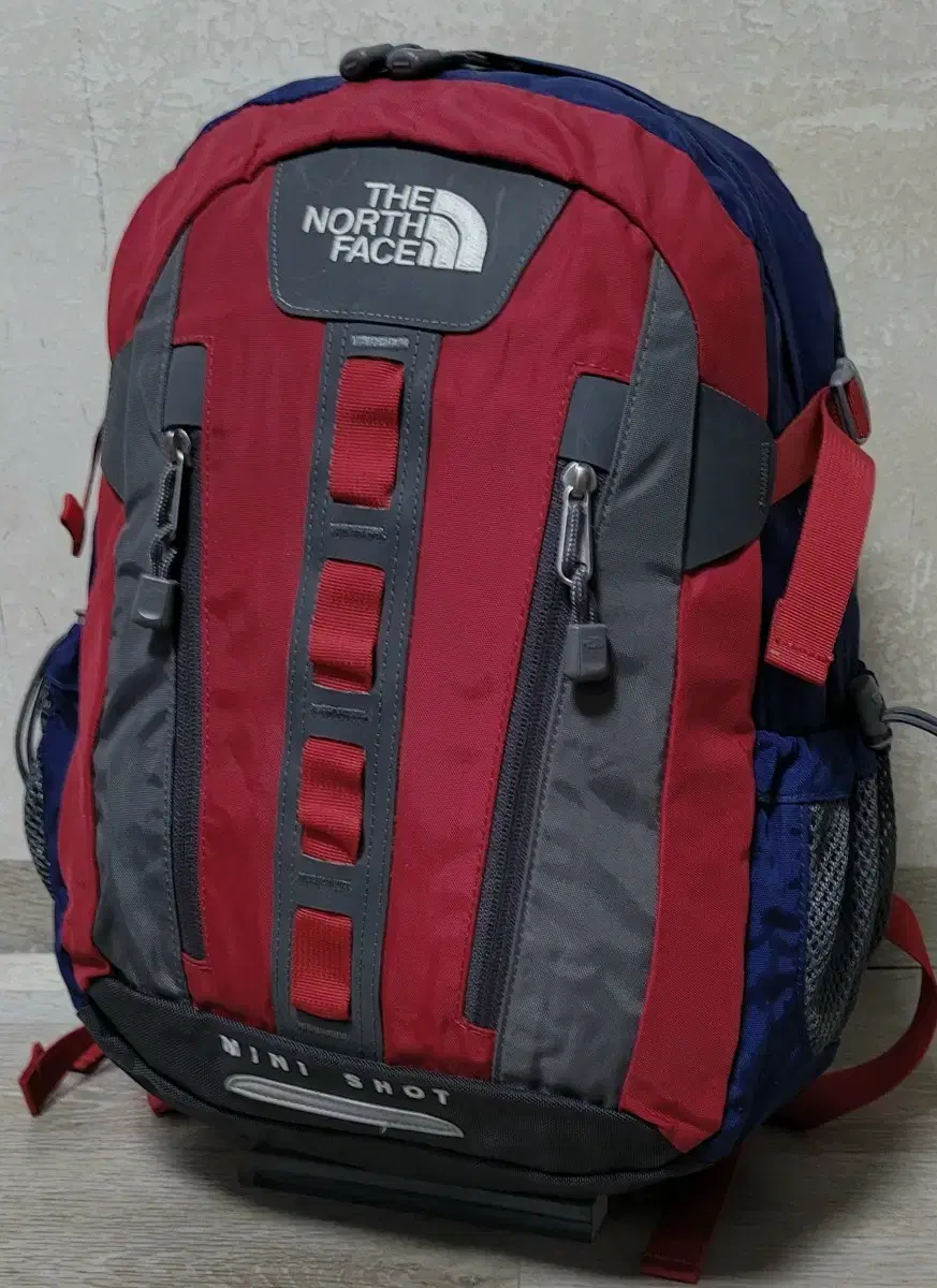 노스페이스 NORTH FACE 미니샷 등산배낭 여행캠핑백팩 20L