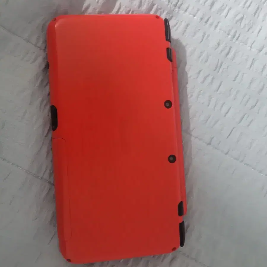 new 닌텐도 2ds xl 몬스터볼 에디션 팝니다