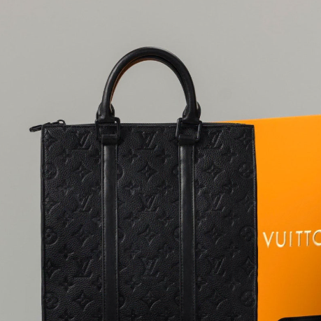 [LOUIS VUITTON] 루비통 삭 플라 크로스 백