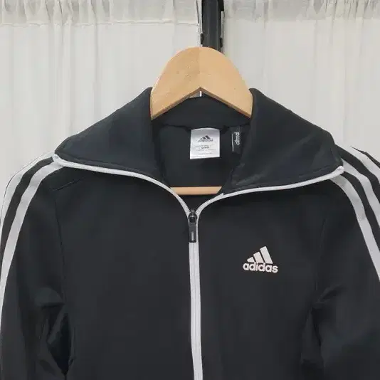 ADIDAS 아디다스저지 블랙 자켓 여 090 A232