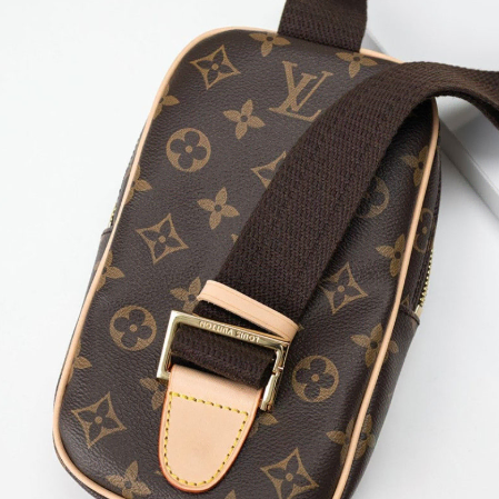 [LOUIS VUITTON] 겐지 모노그램 크로스백 힙색 남여공용