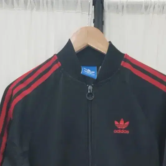 ADIDAS 아디다스저지 트랙탑 블랙 자켓  090 A242