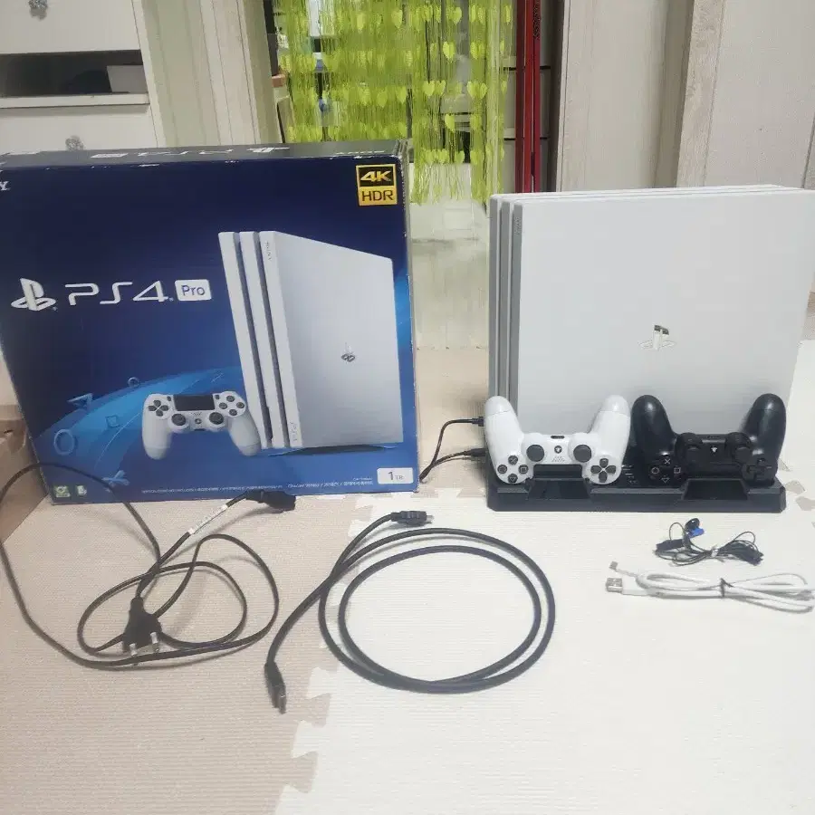 플스4프로 ps4 pro 7218b 화이트 1테라