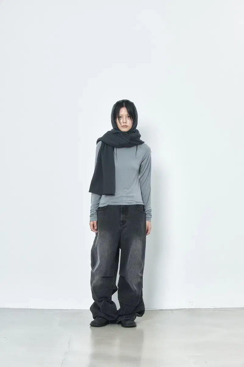 llud 2way snap hood scarf Charcoal