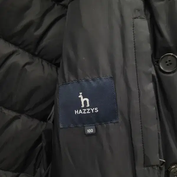 HAZZYS 헤지스 블랙 코트 패딩코트  100 A237