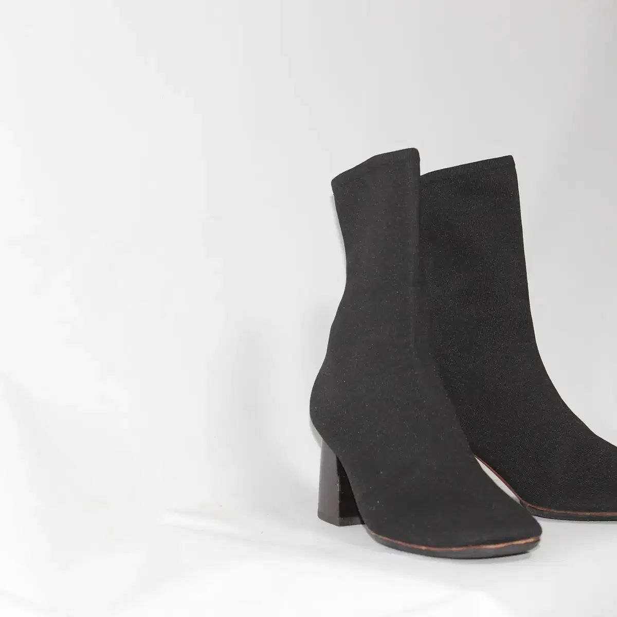 CELINE NEOUS stretch knit ankle boots