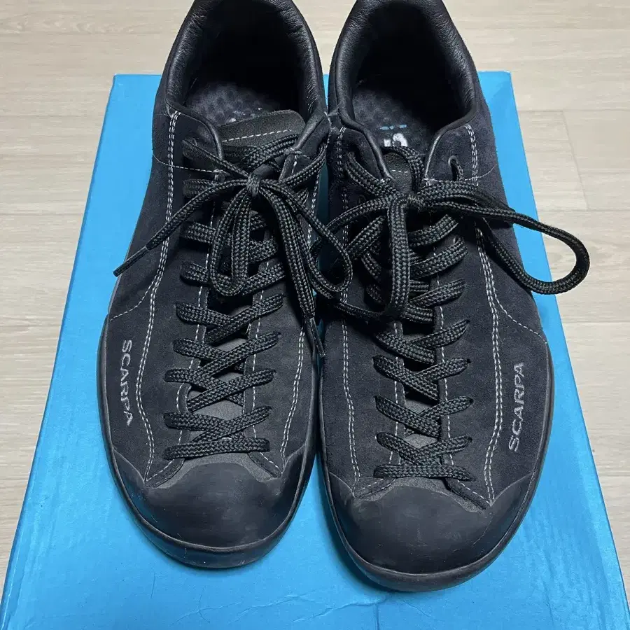 Scarpa 스카르파 모히또 레더 블랙 275