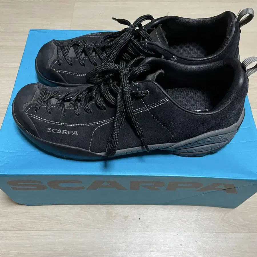 Scarpa 스카르파 모히또 레더 블랙 275