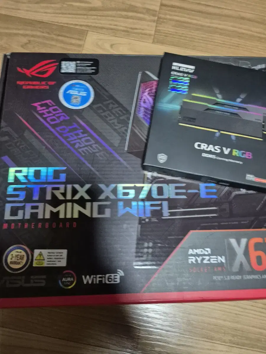 asus x670e 보드 클레브 32기가 램