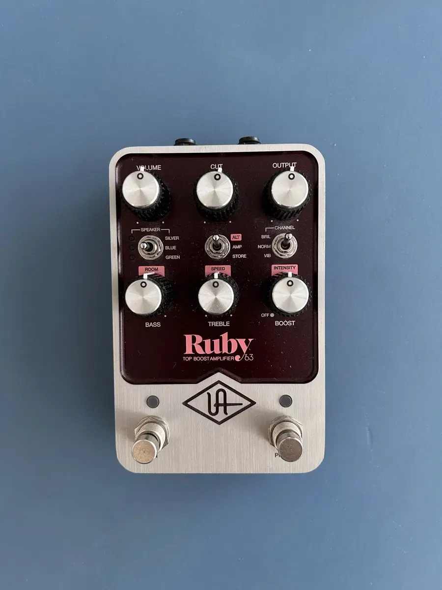 유니버설 오디오 UAFX Ruby 63 Top Boost Amplifie