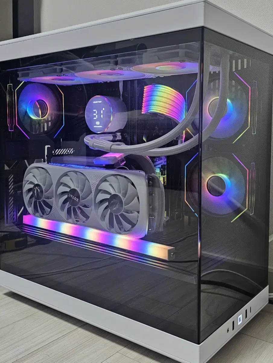 i9-14900K RTX4080S 슈퍼 본체 팝니다.