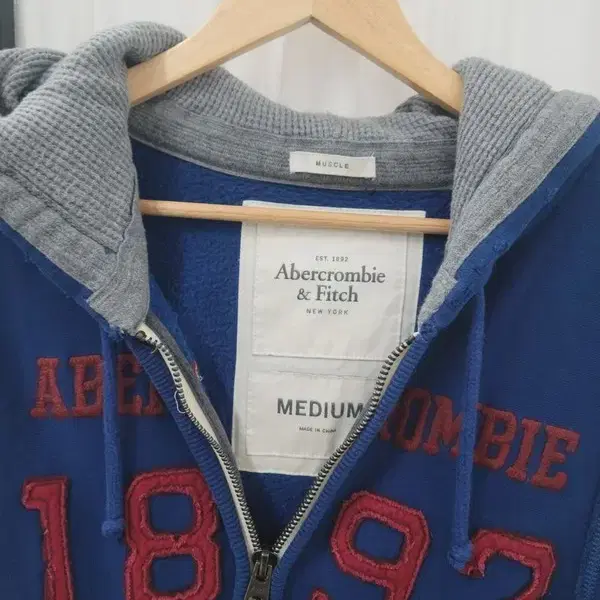 ABERCROMBIE애버크롬비 네이비 집업  MEDIUM A257