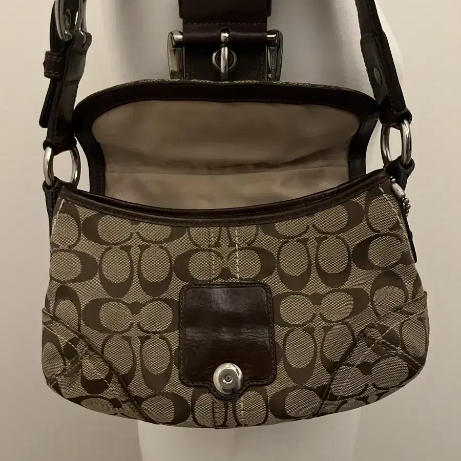 Coach Basic Shoulder Bag