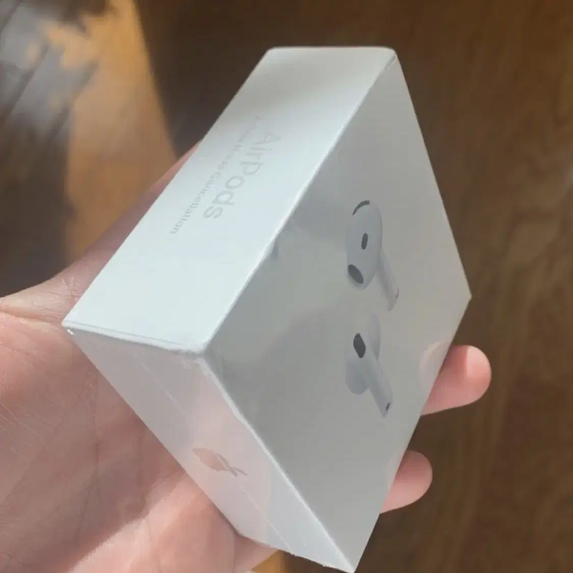 AirPods 4, 액티브 노이즈 캔슬링 모델 (미개봉 새상품)