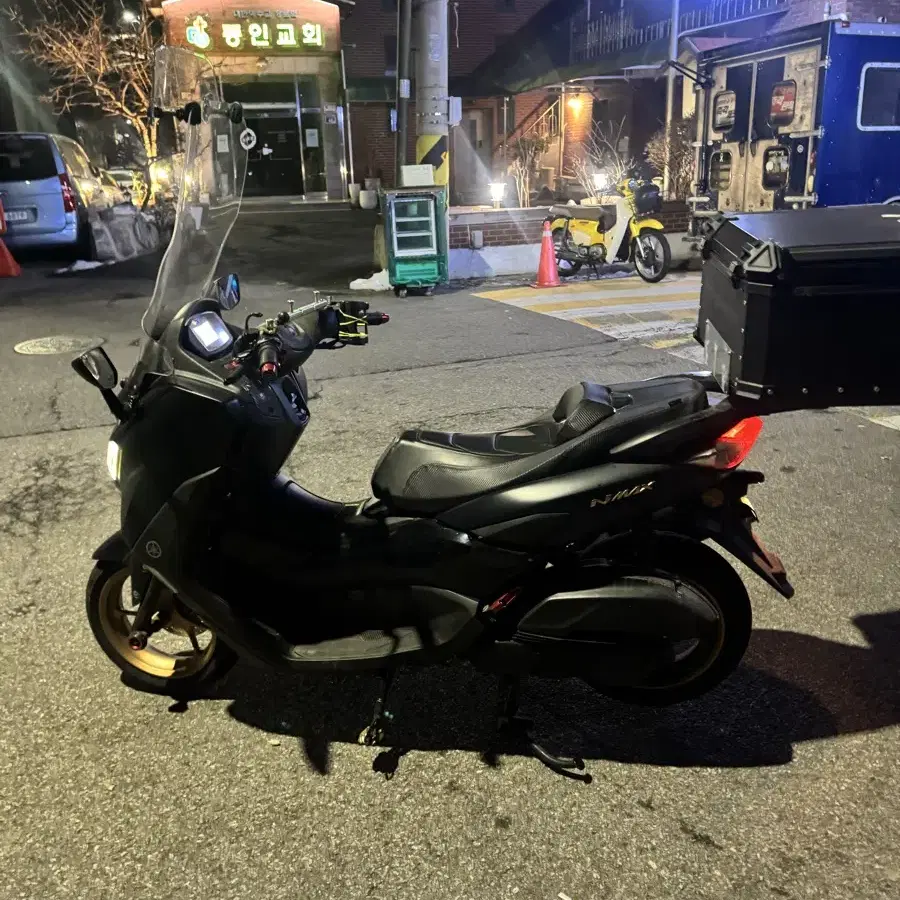 nmax125 23년식