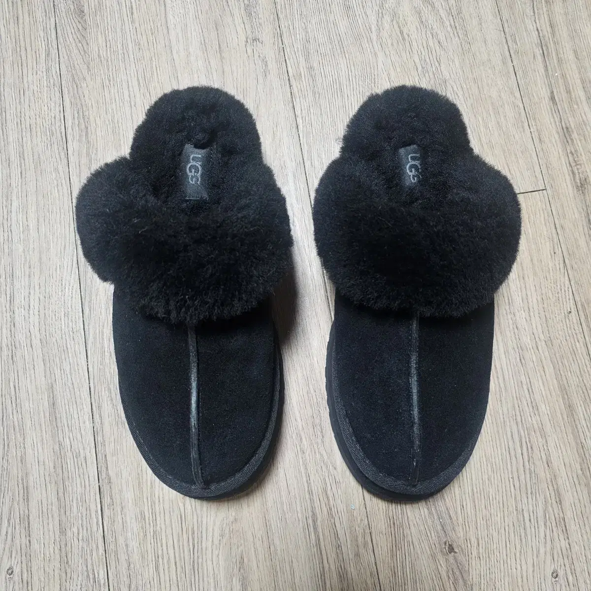 UGG 어그 디스케트 EU9(240-245) 블랙