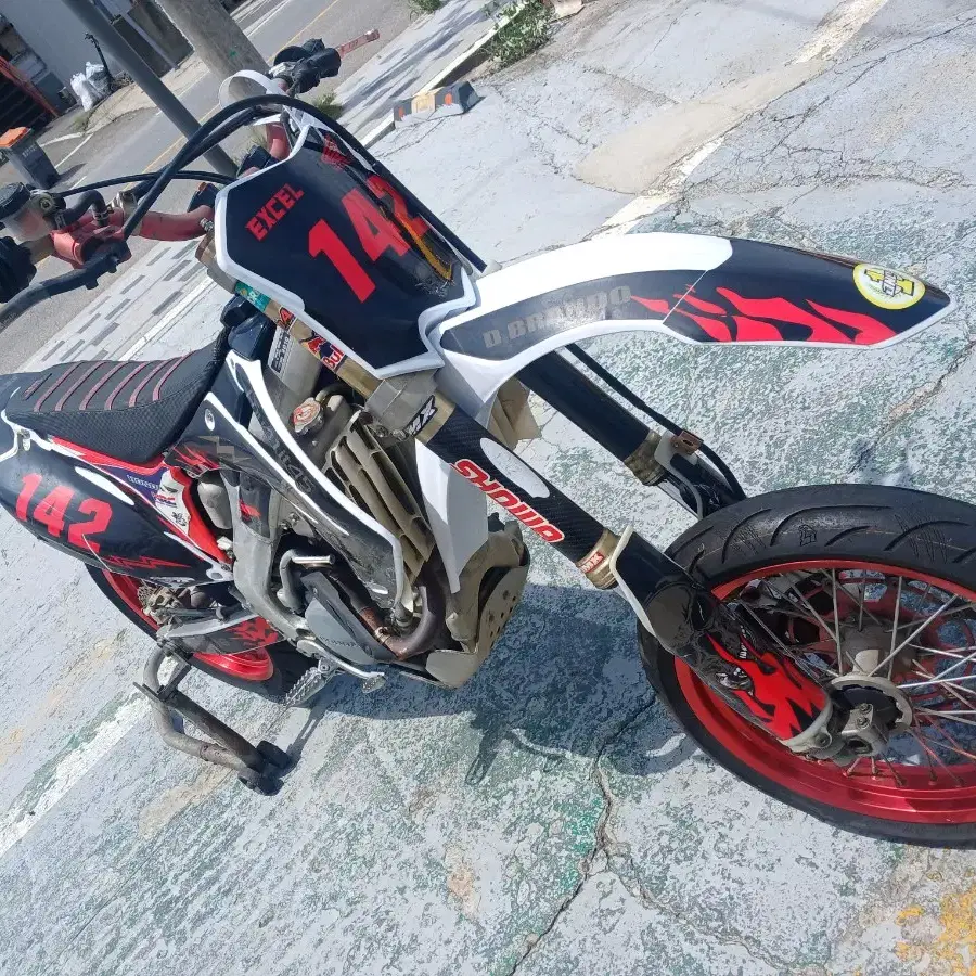 2010년식 crf250 판매나 대차해요