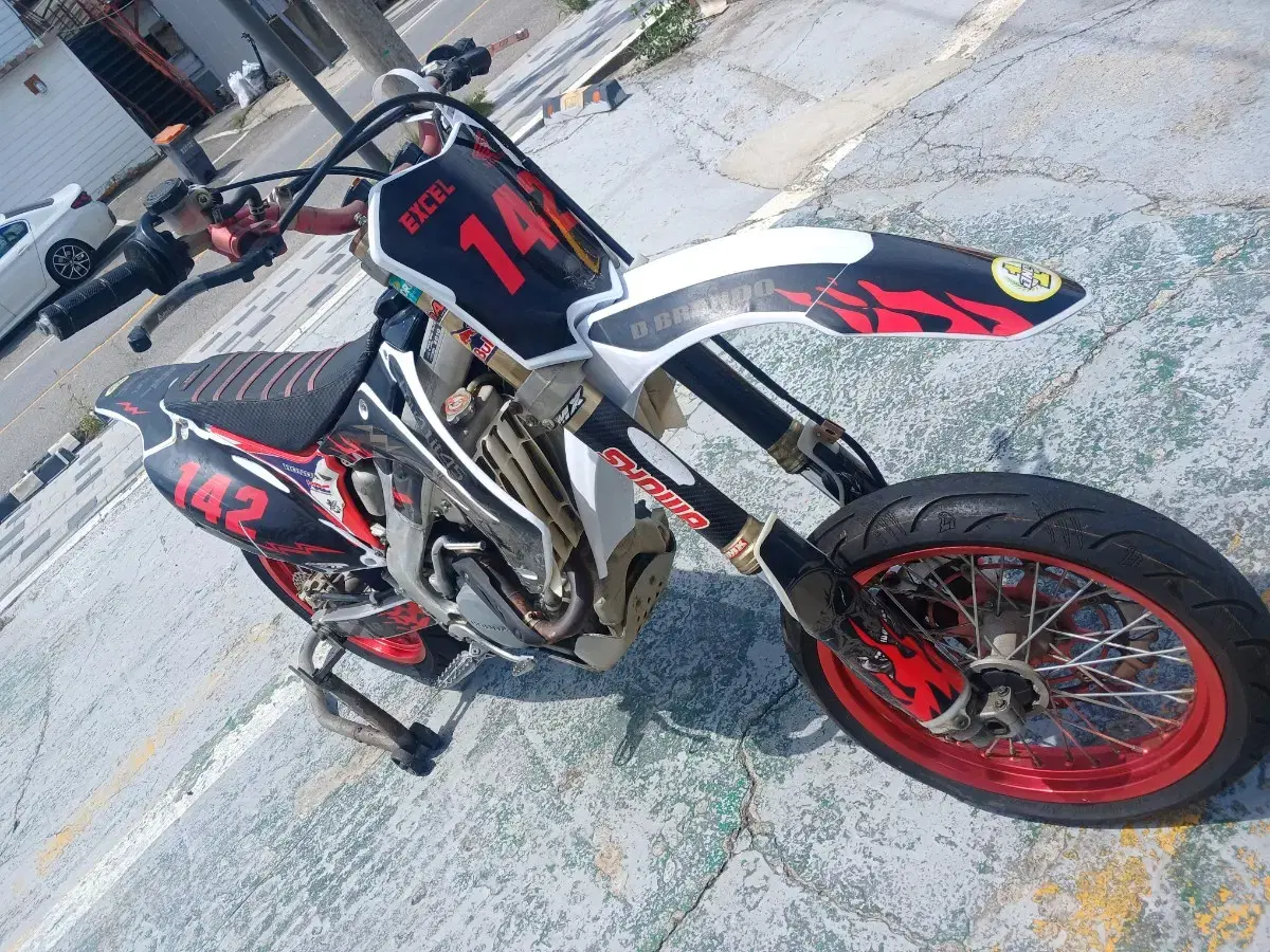 2010년식 crf250 판매나 대차해요