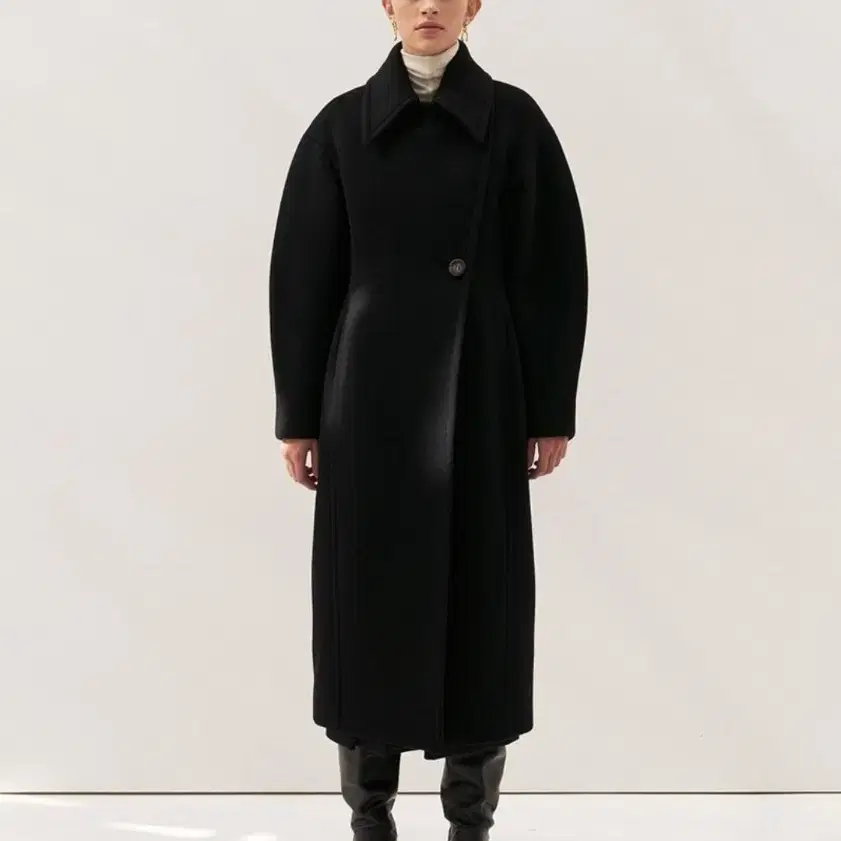 모한 TTW CASHMERE LINE VOLUME COAT_BLACK s