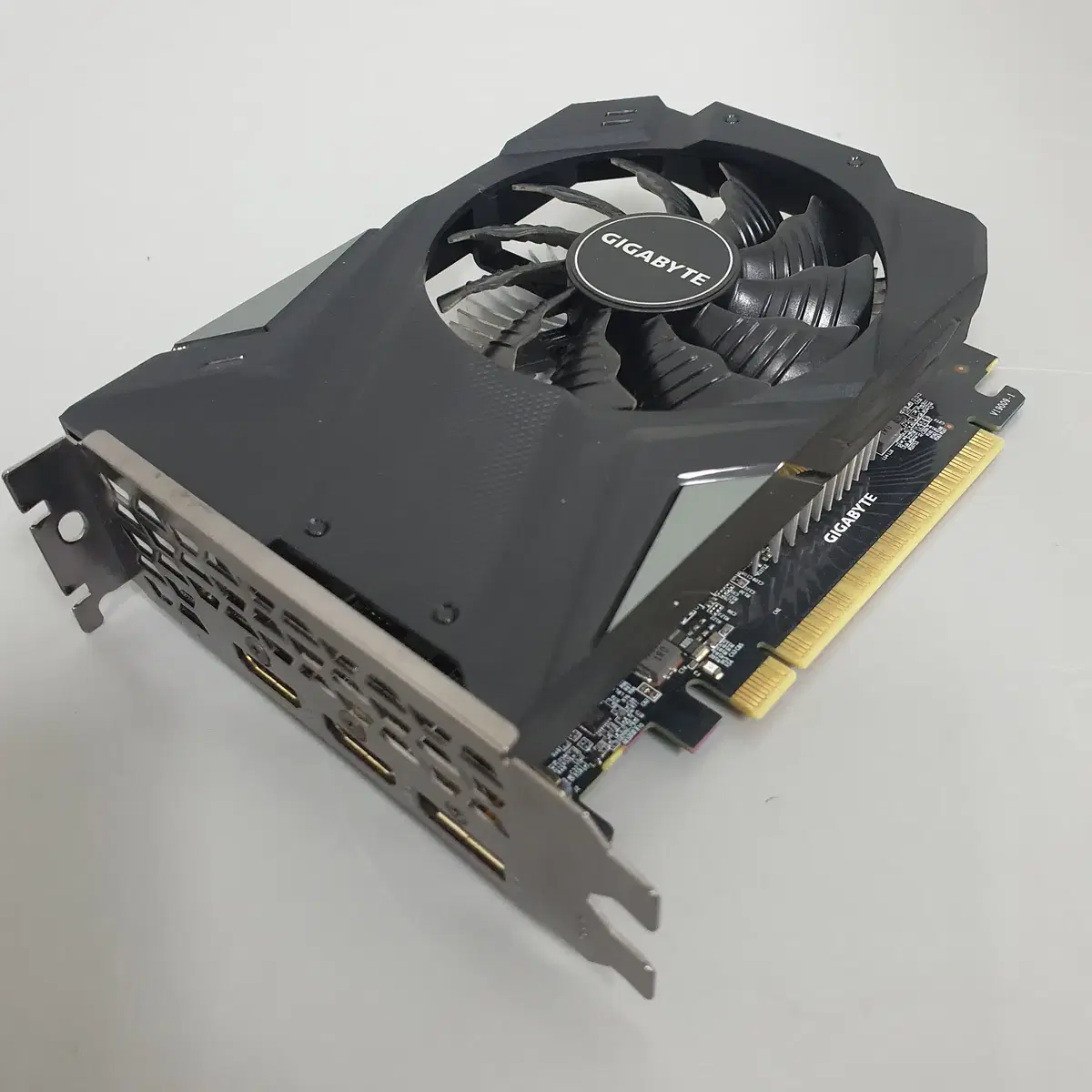 [무료배송] 중고 기가바이트 GTX 1650 미니 그래픽카드 4GB