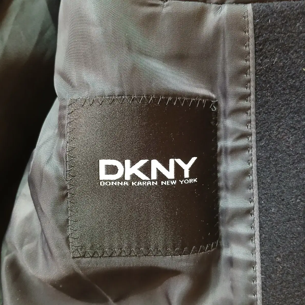 뉴욕의 감성 DKNY 프리미엄 울 코트