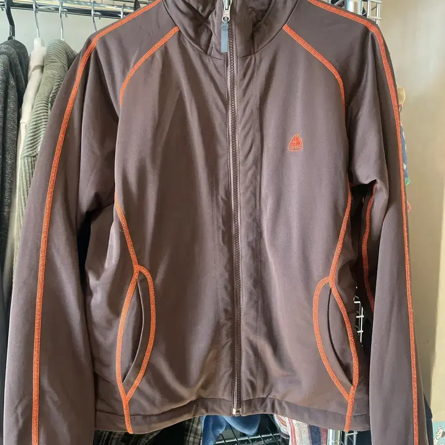 00's nike acg wind jacket