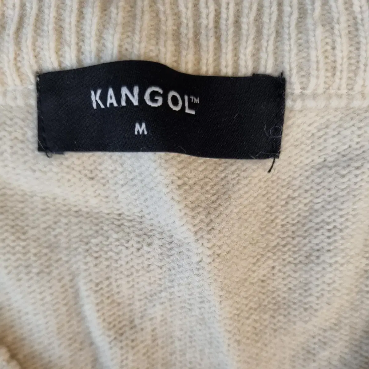 KANGOL 캉골 여성 브이넥 울 니트 스웨터