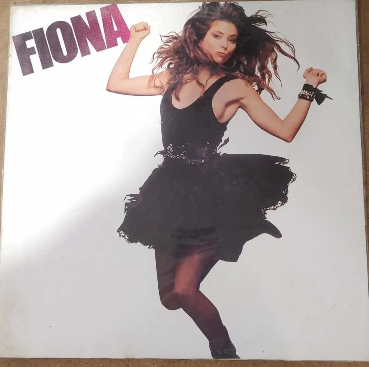 LP 미개봉 FIONA-HANG YOUR HEART  ON  ME