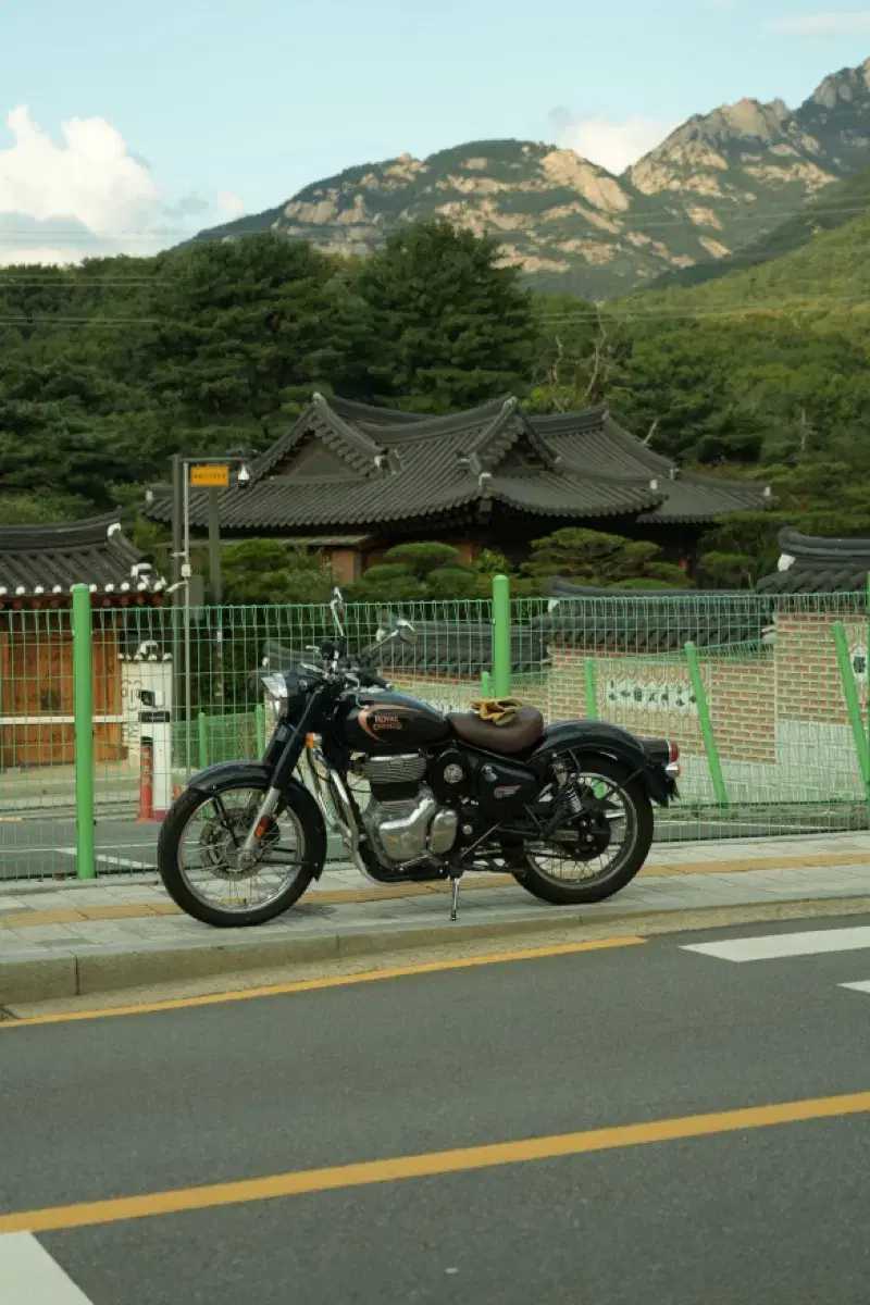 22년식 로얄엔필드 클래식 350 8,200km