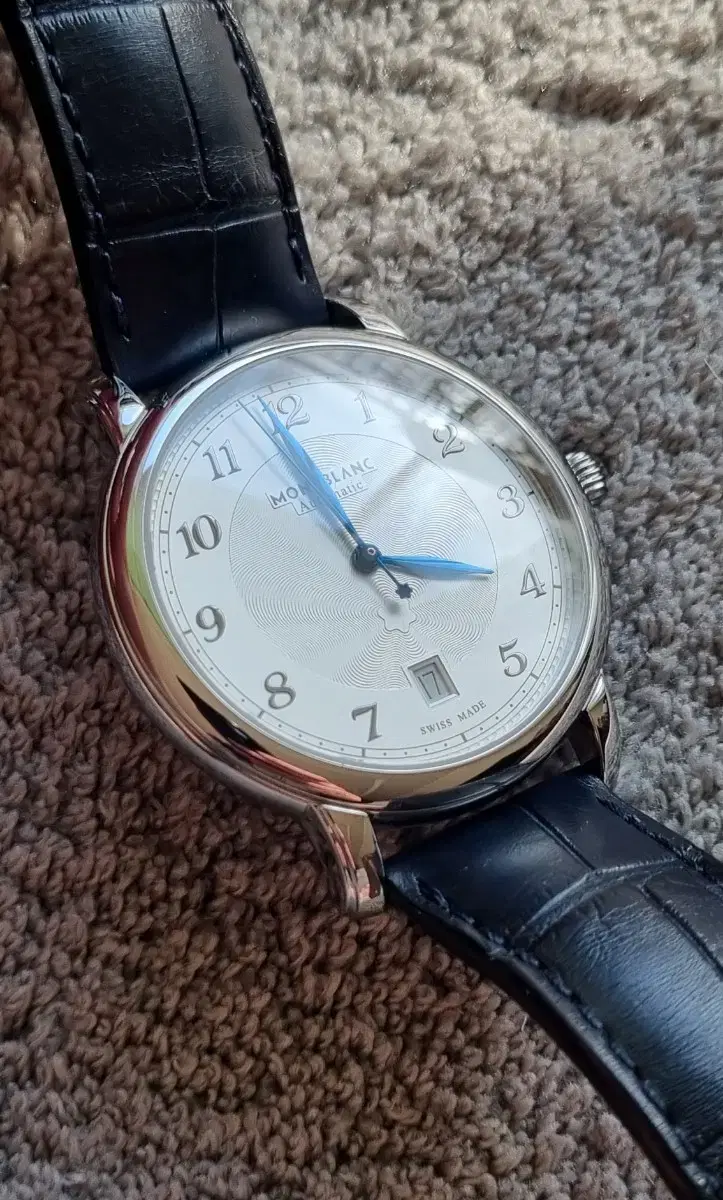 몽블랑 스타레러시 데이트 39mm