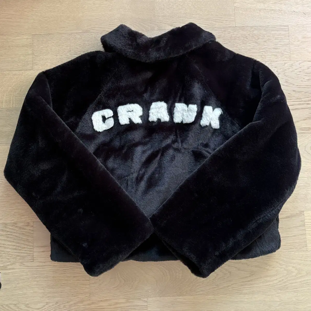 Crank 크랭크 퍼자켓