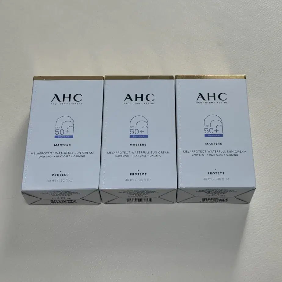 AHC 마스터즈 워터풀 선크림/박세리선크림