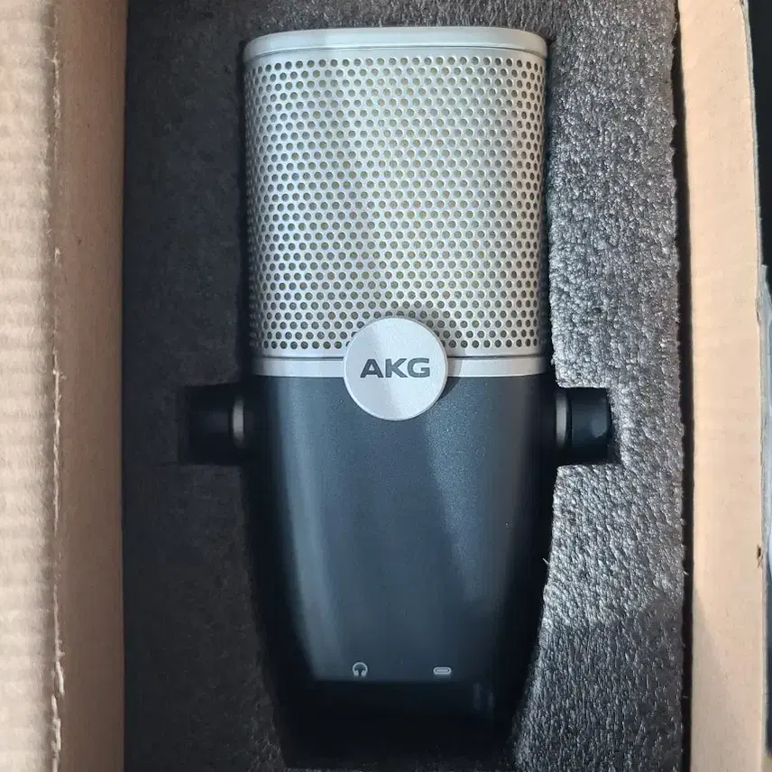 AKG ARA 마이크