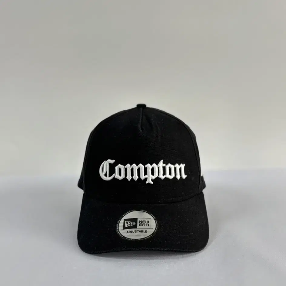 뉴에라 Compton cap