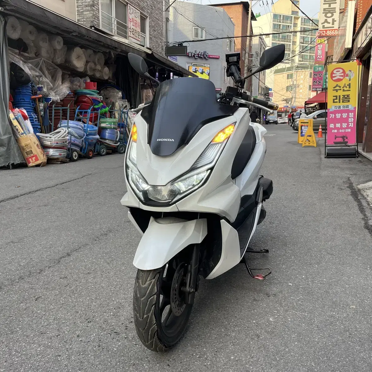 2022년식 PCX125 ABS모델 혼다 화이트색상