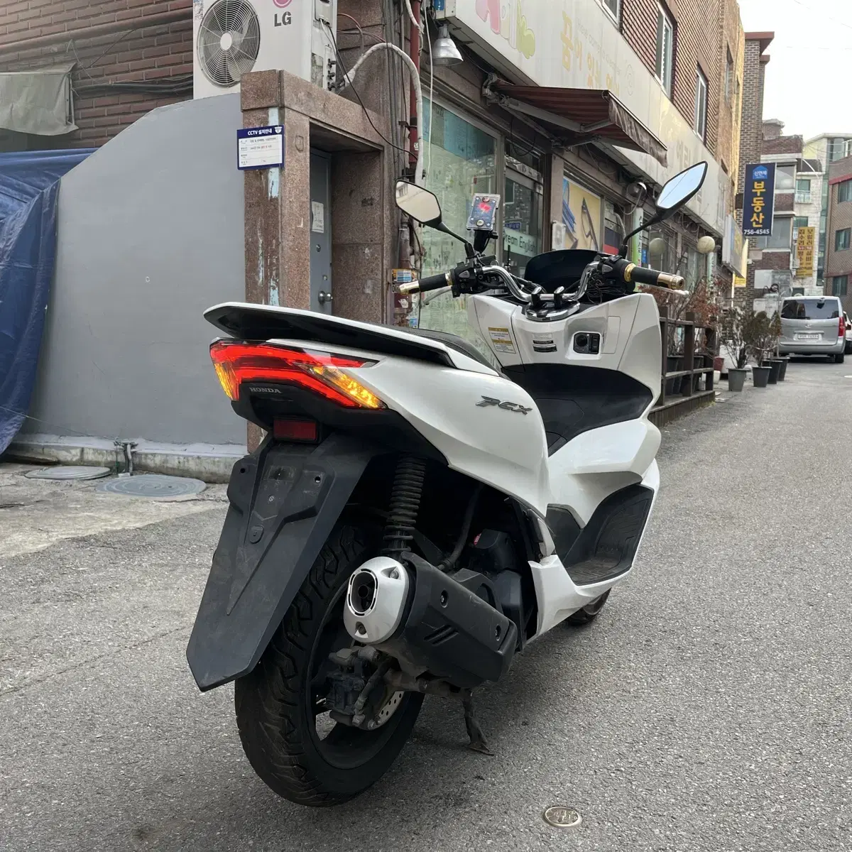 2022년식 PCX125 ABS모델 혼다 화이트색상